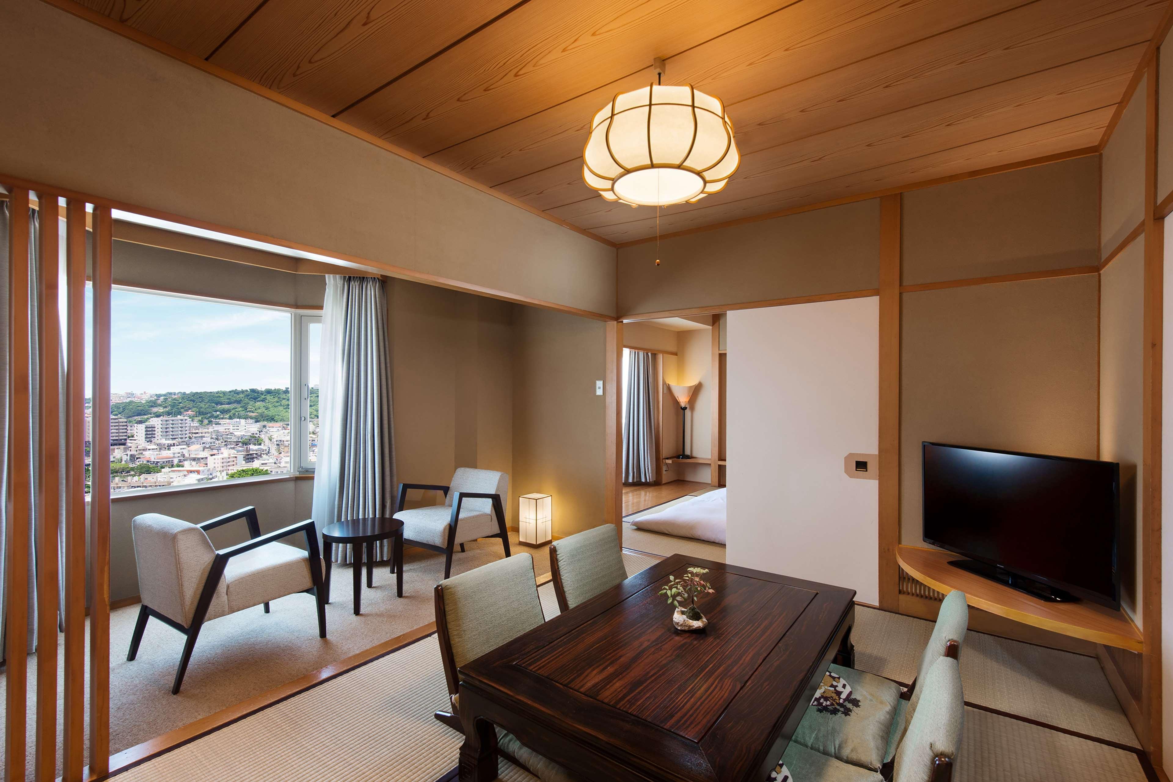 Doubletree By Hilton Naha Shuri Castle Exterior photo